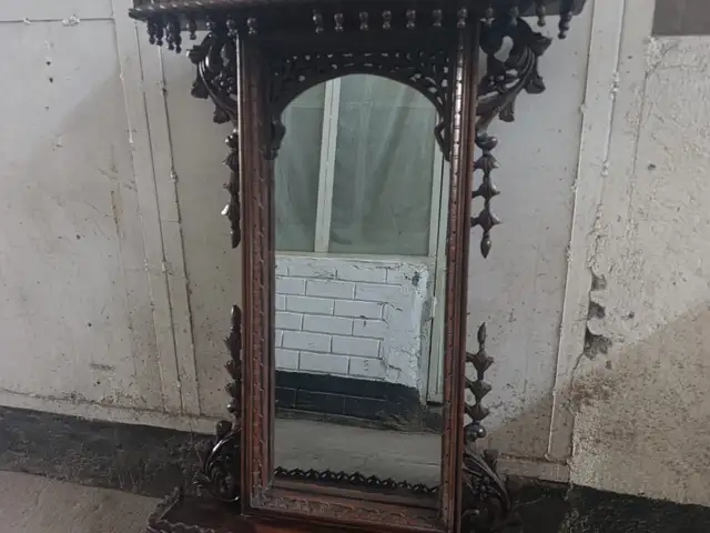 Зеркало, Душанбе