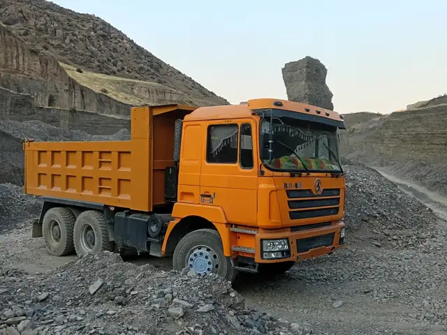Самосвал Shacman, 2013, Истаравшан