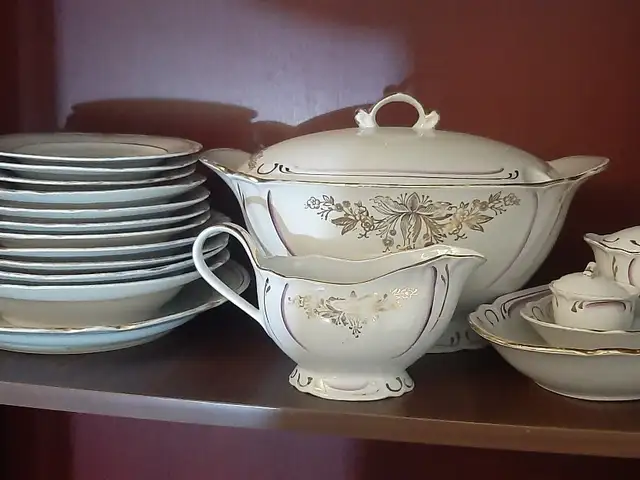 Сервиз столовый, Бустон (Чкаловск)