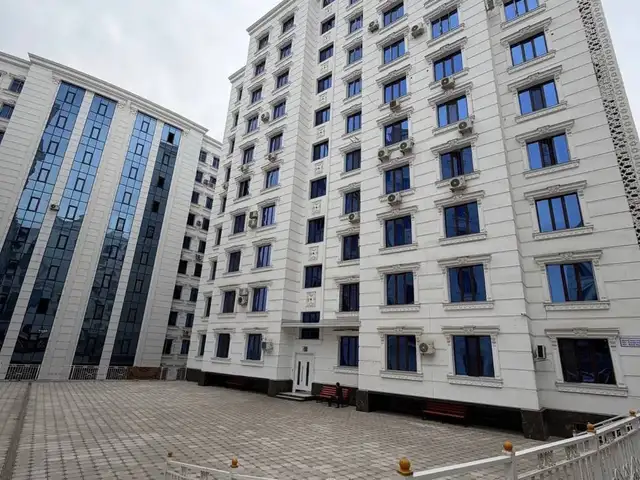 4-комн. квартира, 6 этаж, 135 м², н.Исмоили Сомони, Душанбе