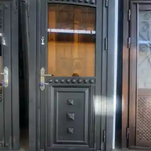 Дверь, Душанбе