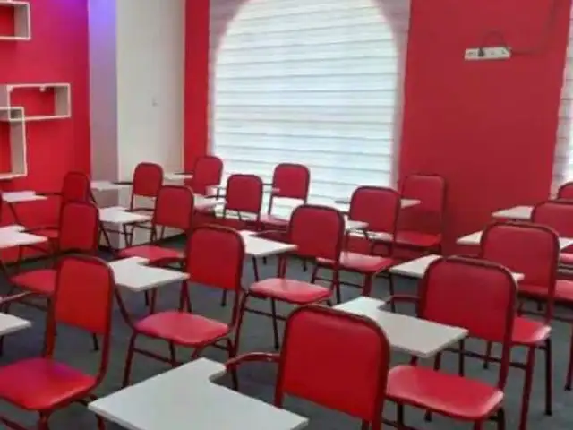 Стул с партой, Душанбе