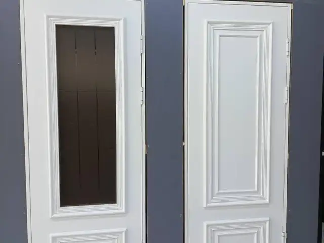 Дверь, Душанбе