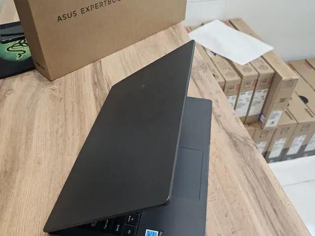 Ноутбук Asus ExpertBook Core 5, Душанбе - 3