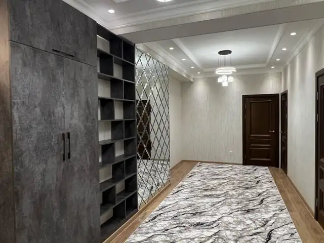 2-комн. квартира, 10 этаж, 104м², Дар ру ба руи аэропорт, Душанбе