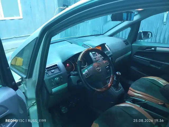 Opel Zafira, 2007, Худжанд - 11