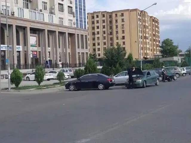 2-комн. квартира, 5 этаж, 79 м², И.Сомони(Мехргон), Душанбе