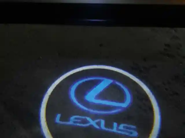 Логотип Lexus, Душанбе