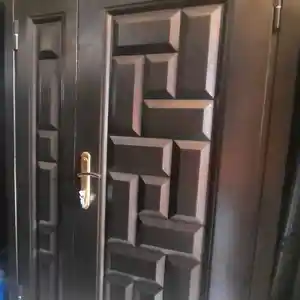 Железная дверь, Душанбе
