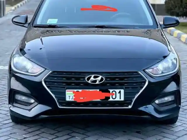 Лобовое стекло на Hyundai Solaris 2017, Душанбе