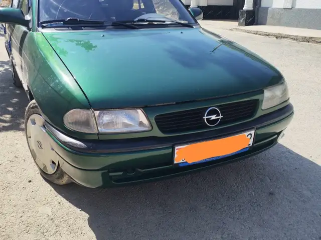 Opel Astra F