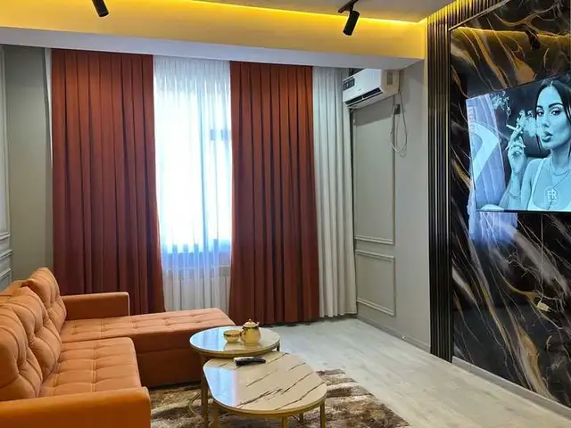 2-комн. квартира, 13 этаж, 68м², Овир, Гранд отель, Душанбе
