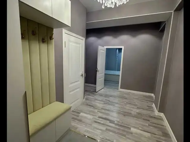 3-комн. квартира, 9 этаж, 93м², Шохмансур зелёный бозори нав, Душанбе