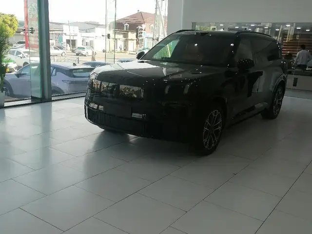 Lynk & Co, 2025, Душанбе