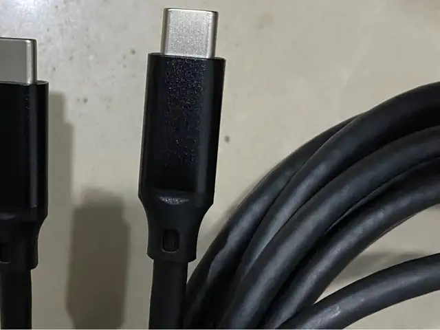 USB-C кабель, Душанбе