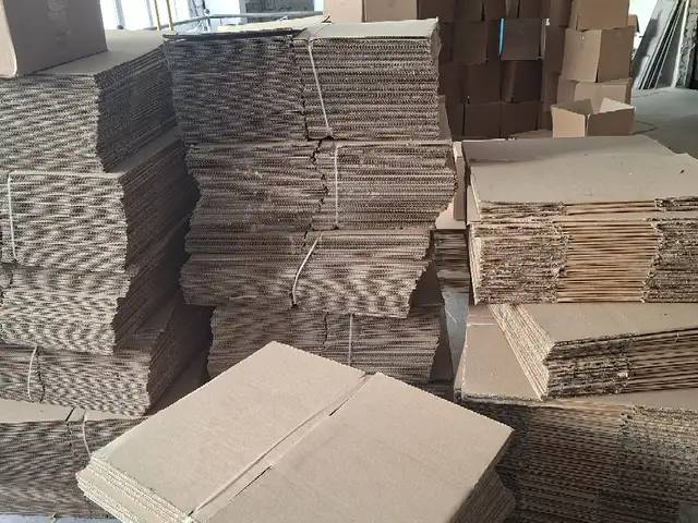Коробка 31х31х18, Панҷакент