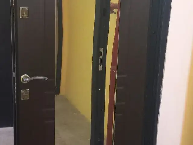 Входная дверь, Хуҷанд