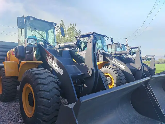 Подгрузчик XCMG936, Душанбе