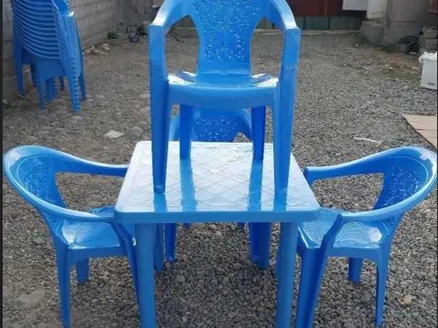 Стол и стулья, Душанбе