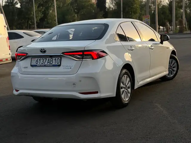 Toyota Corolla, 2022, Душанбе - 7