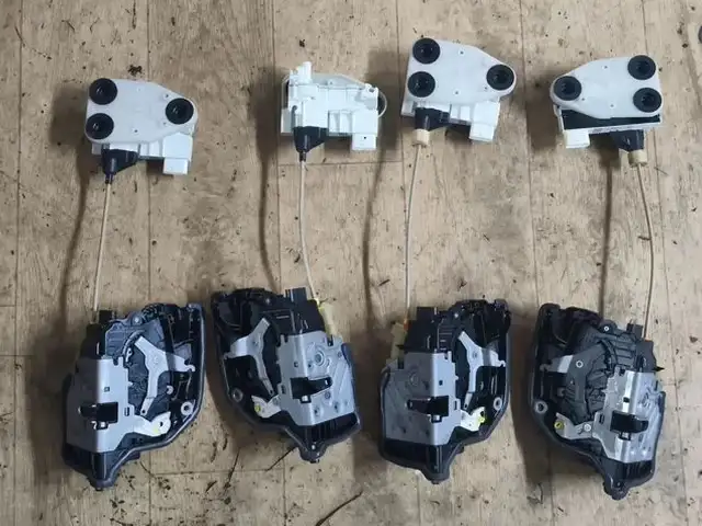 Доводчик двери от BMW F15, Душанбе