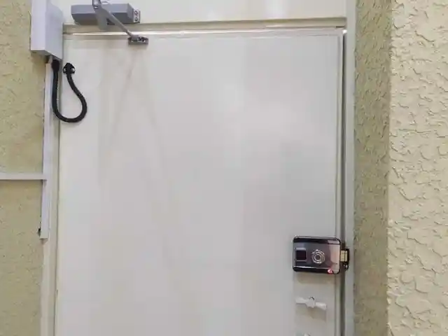 Установка электромеханический замок с чипом и домофон, Душанбе