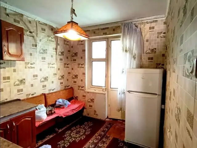 2-комн. квартира, 1 этаж, 52м², 12 мкр, Худжанд