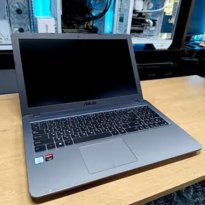 Ноутбук Asus VivoBook X540U Core i5-7200U / 12GB / 512GB SSD, Душанбе