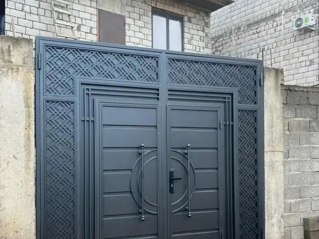 Дарвоза, Душанбе