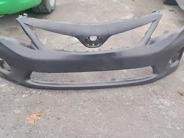 Передний бампер se на Toyota Corolla 3, Душанбе
