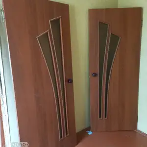 Дарҳои байни ҳуҷраги, Худжанд