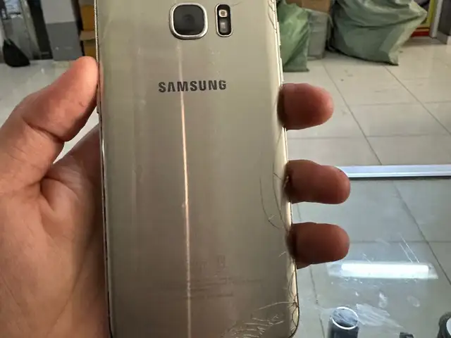 Samsung Galaxy S7 Edge, Душанбе