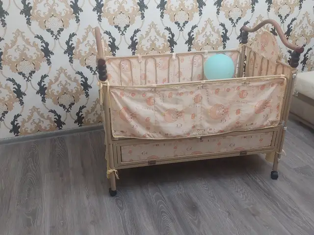 Детский манеж, Бустон (Чкаловск)