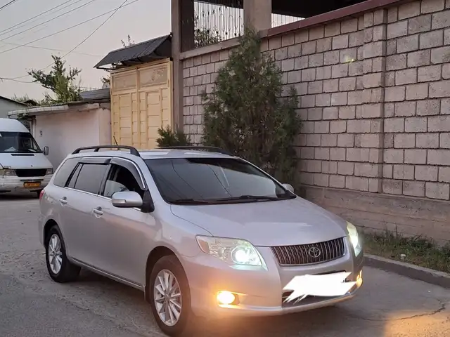 Toyota Fielder