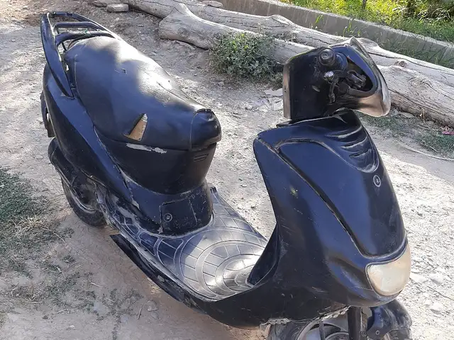 Скутер, Истаравшан