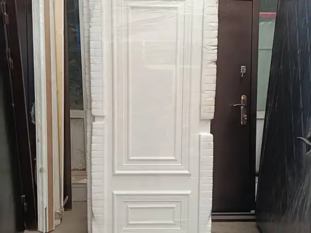 Дархои чубин, Душанбе