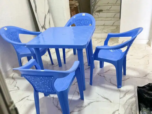 Стол и стулья 4 персон, Душанбе