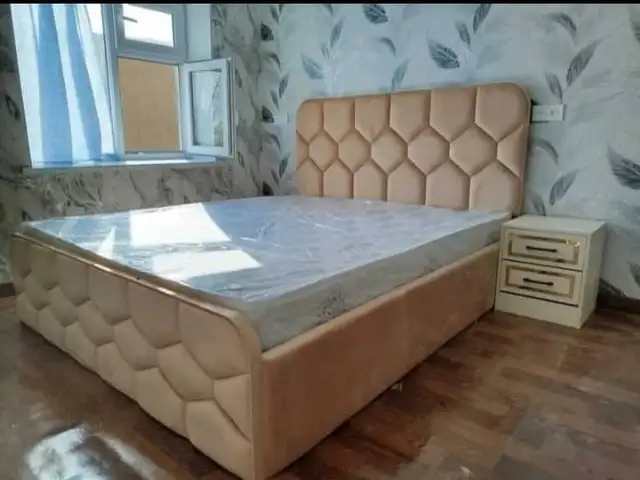 Кровать двуспальная, Душанбе