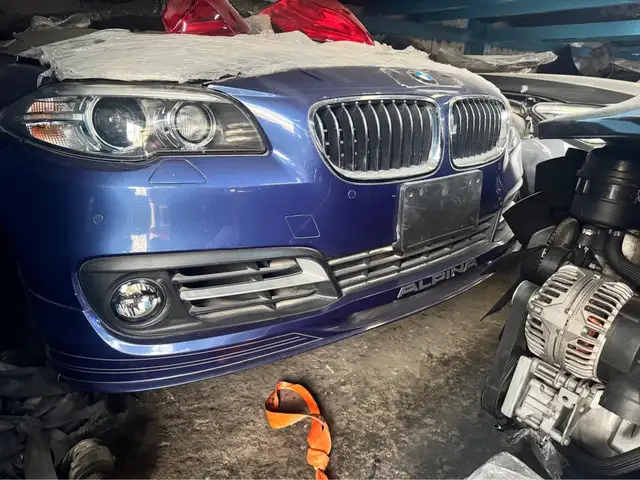 Бампер BMW, Худжанд