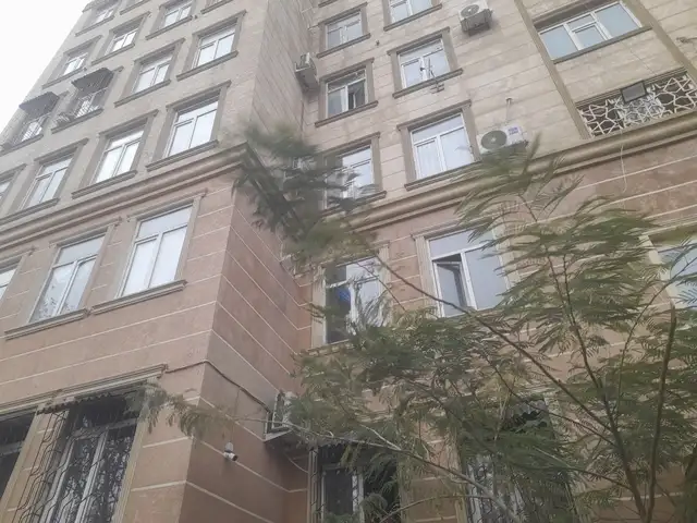 3-комн. квартира, 2 этаж, 64 м², 4 мкр, Турсунзода