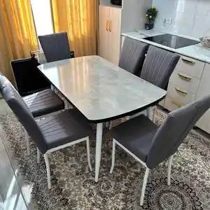Стол и стулья, Душанбе