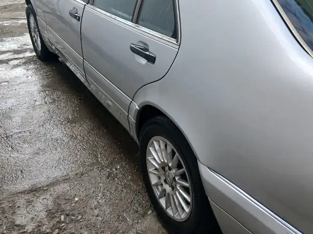 Mercedes-Benz S class