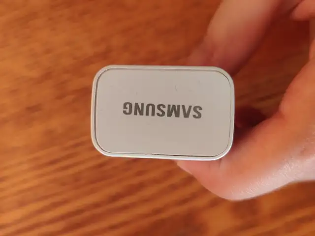 Зарядное устройство от Samsung, Душанбе