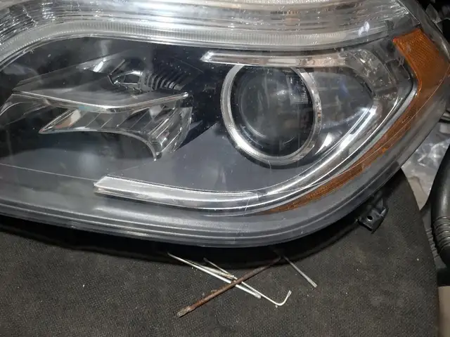 Фара на Mercedes Benz W166 GL, Душанбе