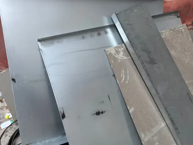 Тунука жесть, Душанбе