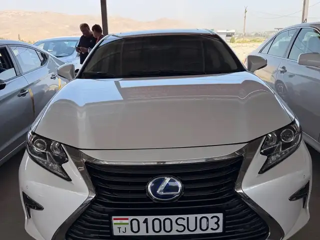 Lexus ES series