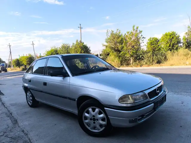 Opel Astra F