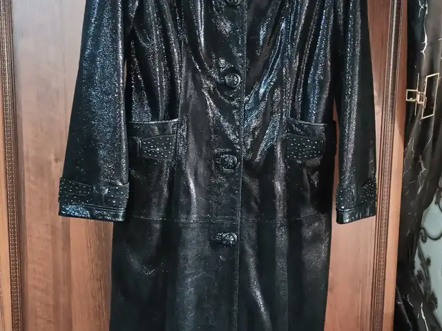 Кожаный плащ, Душанбе
