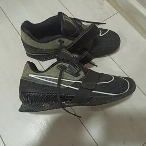 Кроссовки Nike romaleosa 4 weightlifting shoes, Душанбе