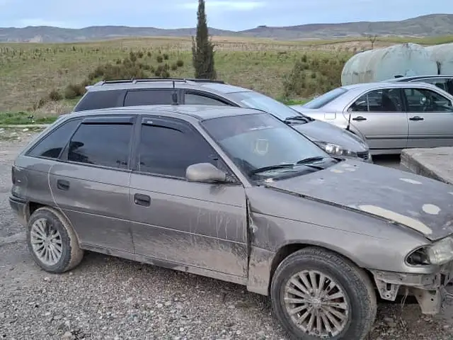 Opel Astra F